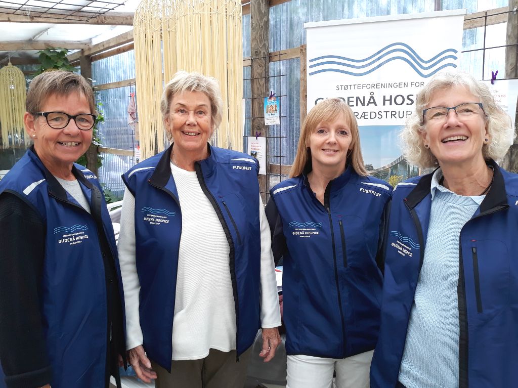 Ambassadører for Støtteforeningen for Gudenå Hospice til Sundhedsmesse Horsens
